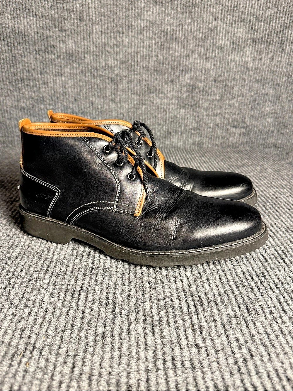 Florsheim F-Lite Black Leather Chukka Boots - Men's Size 9 GUC
